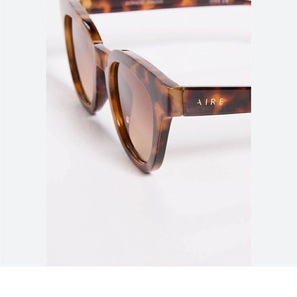 NWT AIRE Tortoiseshell D-Frame 50mm Dorado D-Frame Sunglasses - Picture 4 of 8